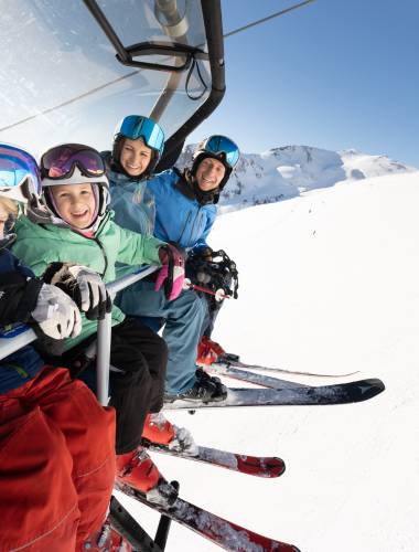 skicircus-winter-family2022-c-skicircus-lukas-pilz-17