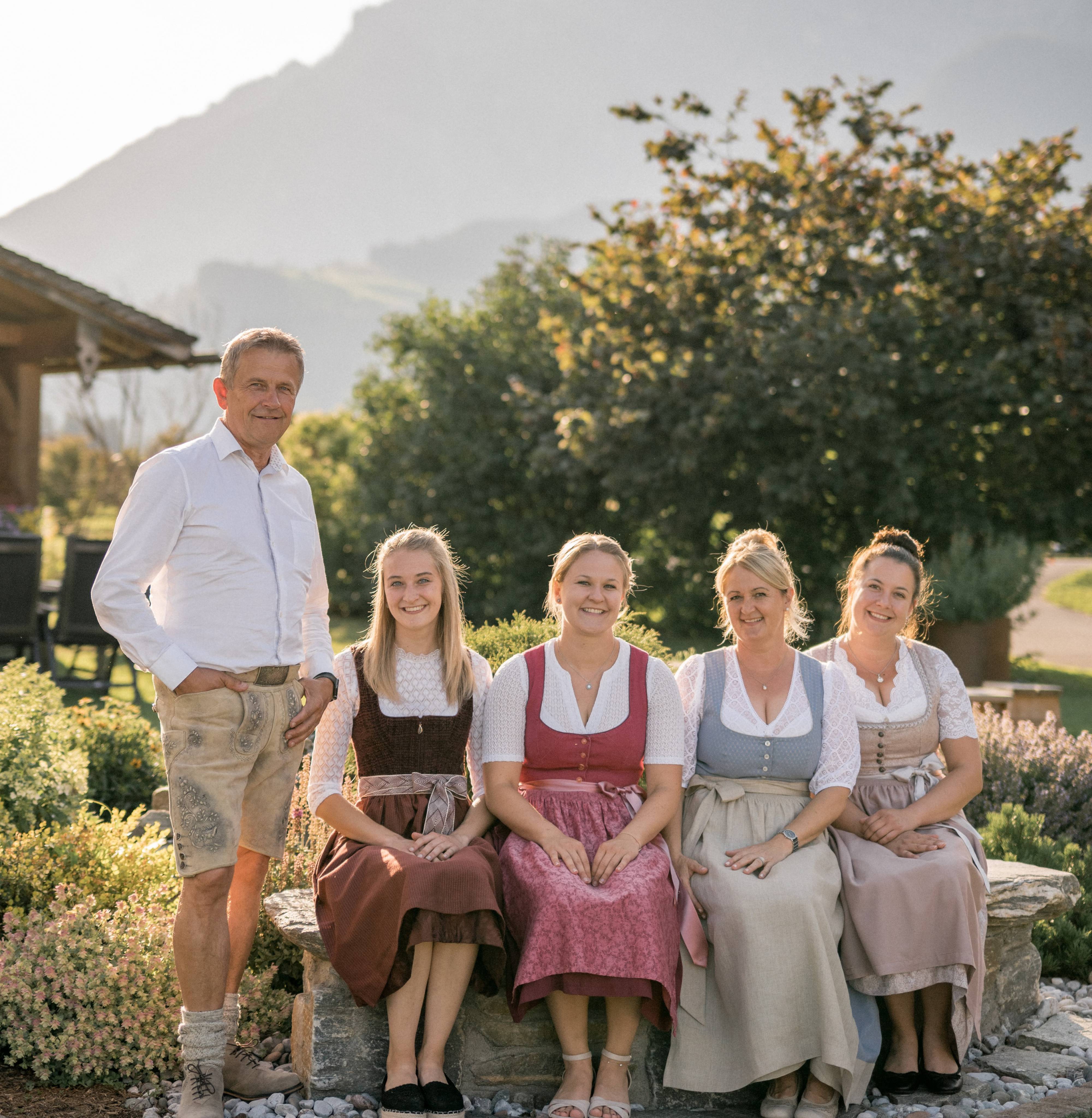 Ihre Gastgeber: Gerne möchten wir uns vorstellen - Bauernhof Thomanhof